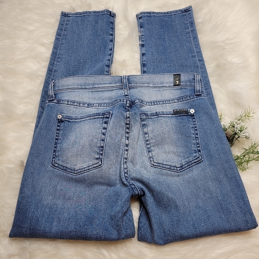 7 For All Mankind Relaxed Skinny in Light Blue Hue - Picture 12 of 14